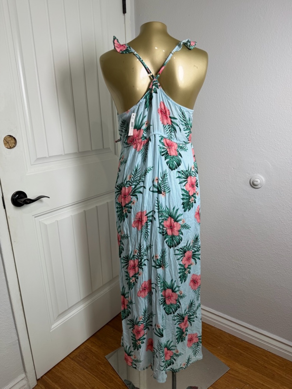 Guess Tropical Vacation Ruffled Faux
Wrap High Low Midi Dress S - Picture 7 of 9
